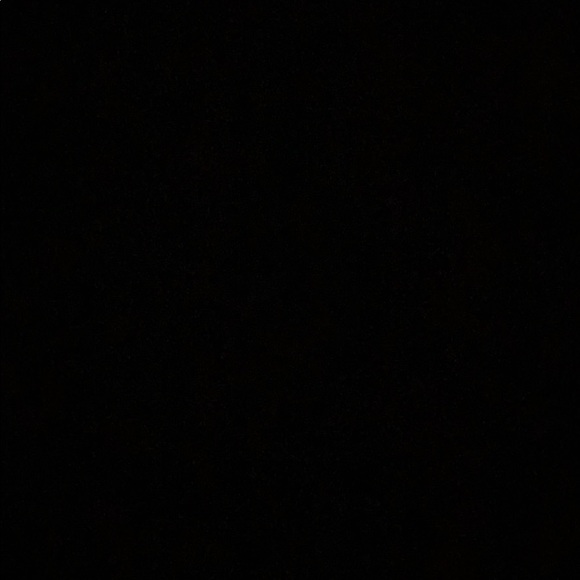 Meet your Posher, Tamia - Picture 1 of 1